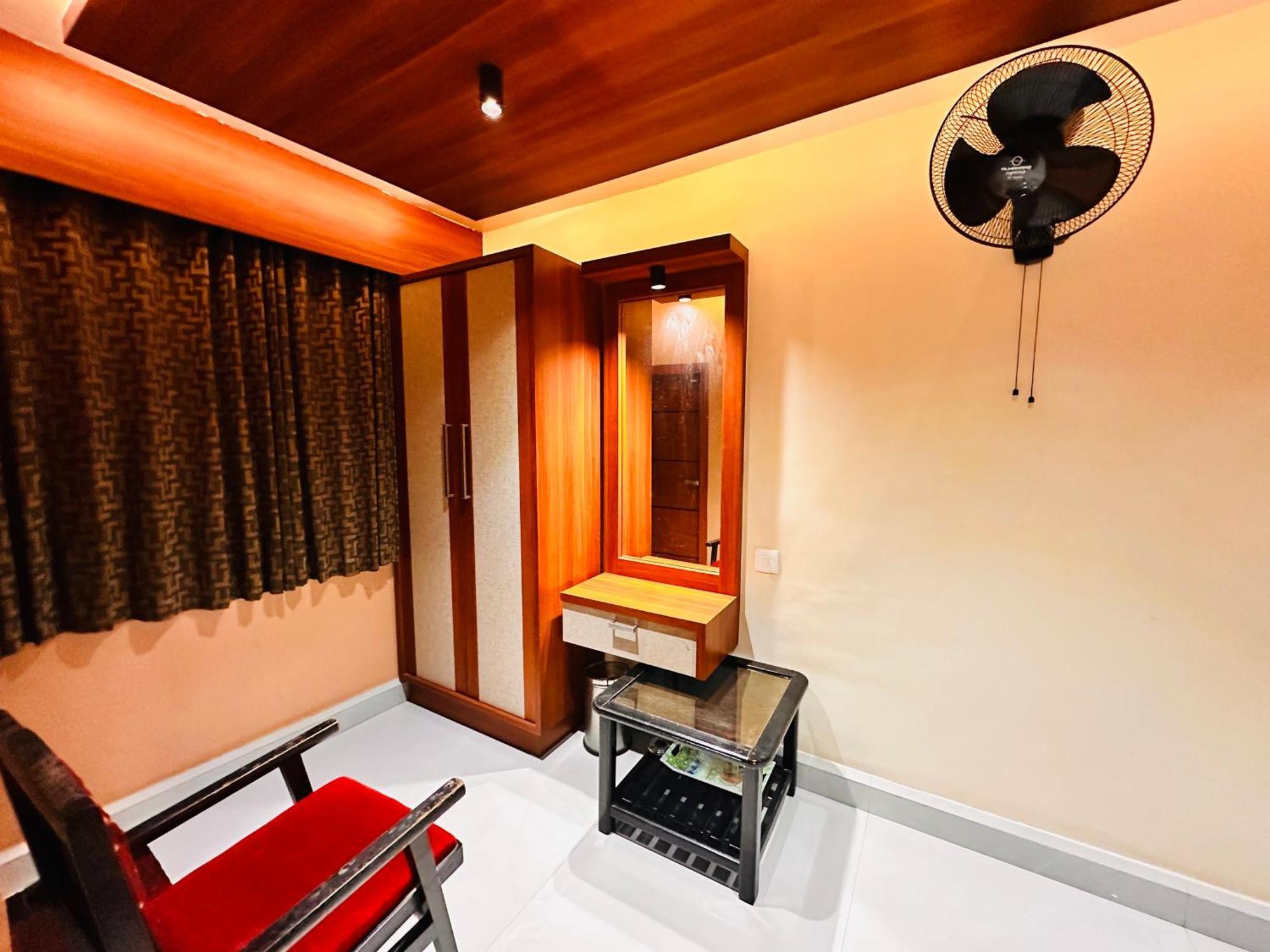 City Palace Hotel Ooty Ngoại thất bức ảnh