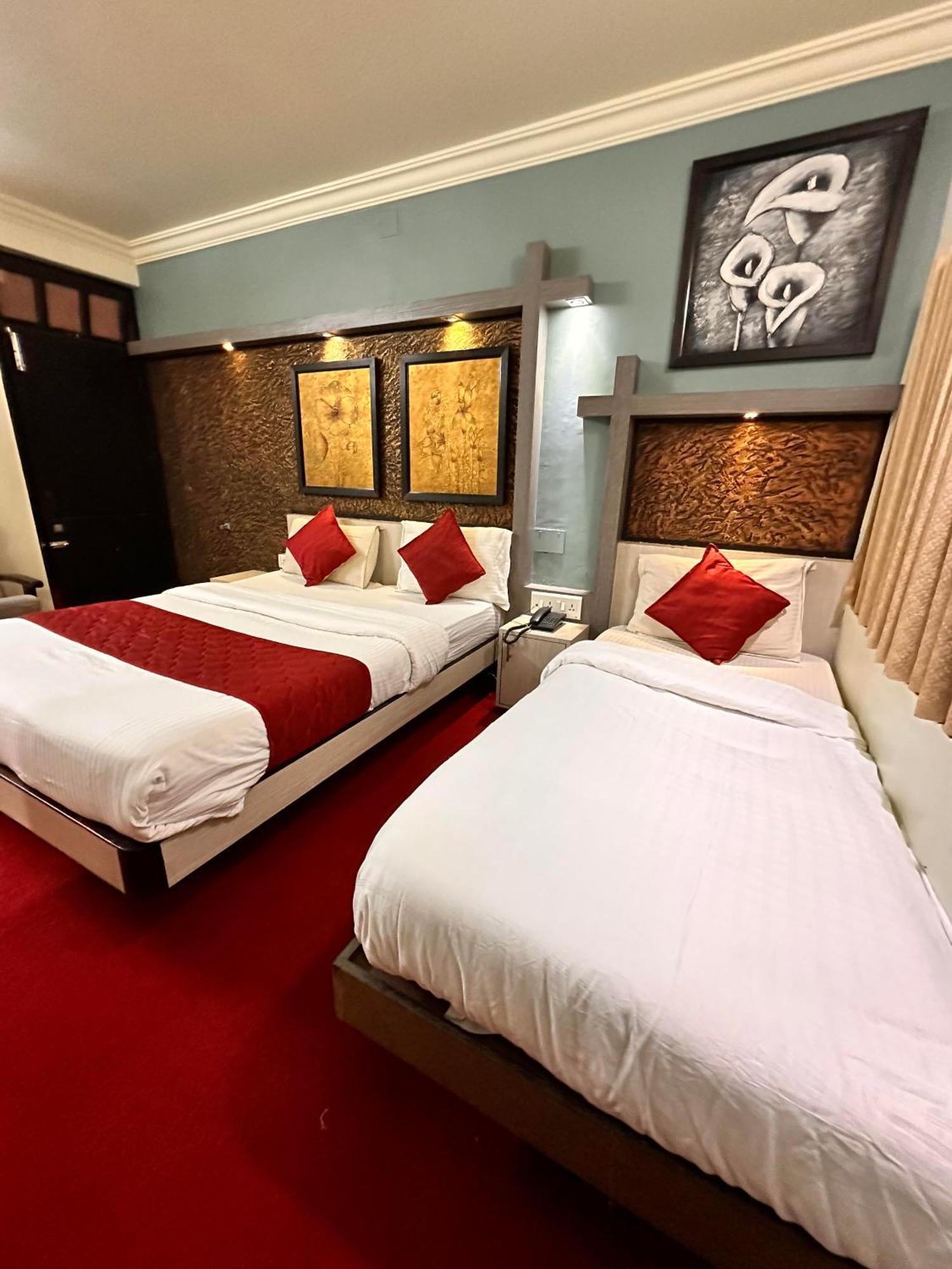 City Palace Hotel Ooty Ngoại thất bức ảnh